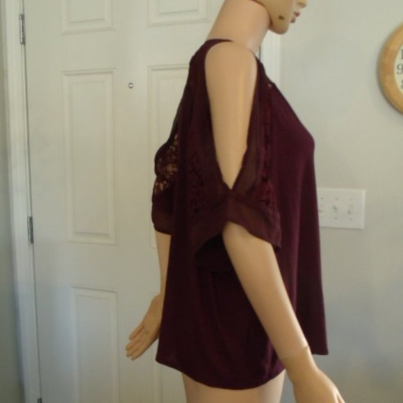 NWT Jennifer Lopez XL Plum Cold Shoulder Blouse - Picture 3 of 5